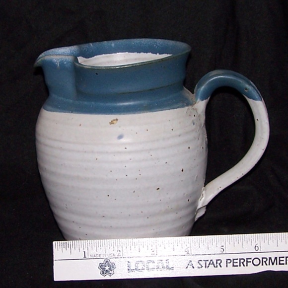 Stoneware Pitcher - Picture 7 of 9